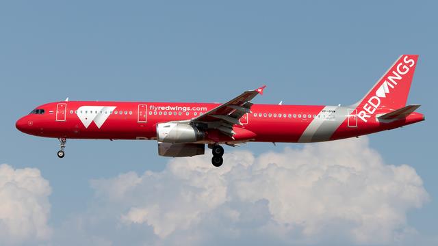 VP-BVW:Airbus A321:Red Wings Airlines
